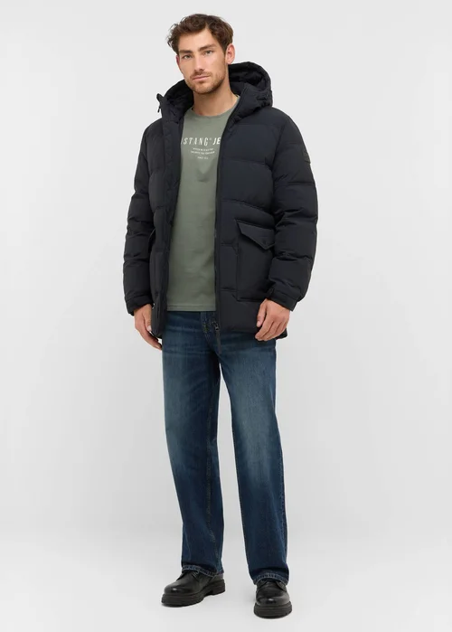 Mustang Oakfield Jet Black