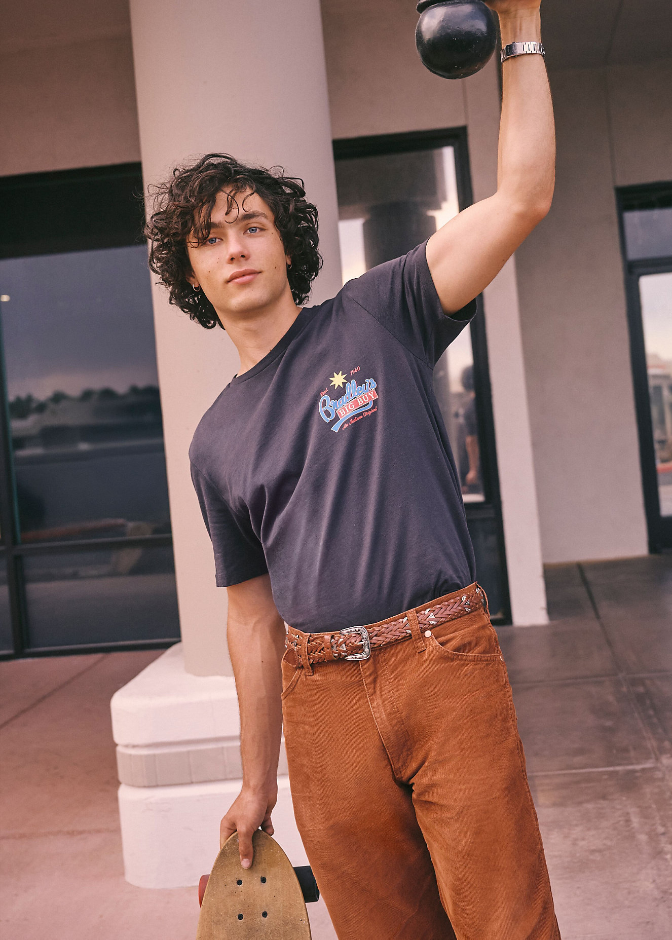 Wrangler X Stranger Things Bradleys Big Buy Tee Washed Black - 112378548