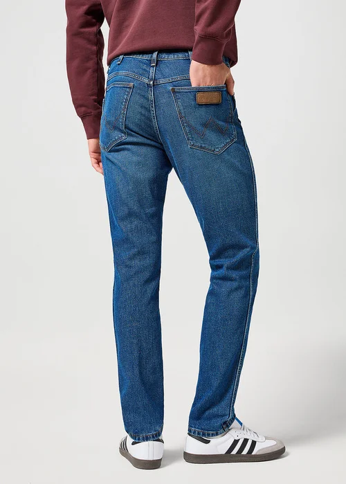 Wrangler River Sundown Blue
