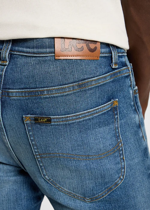 Lee X Straight Carzi