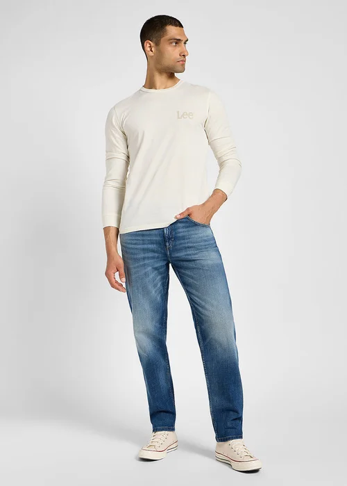 Lee Oscar Risisng Tide