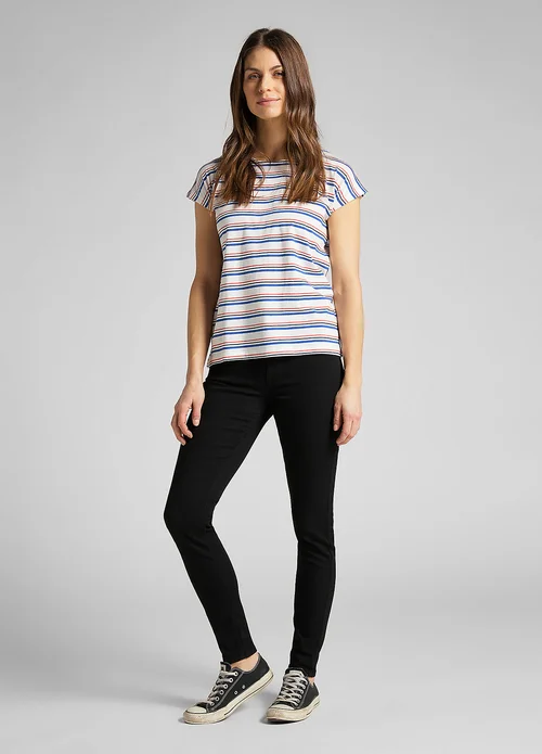 Lee Scarlett Black Rinse B