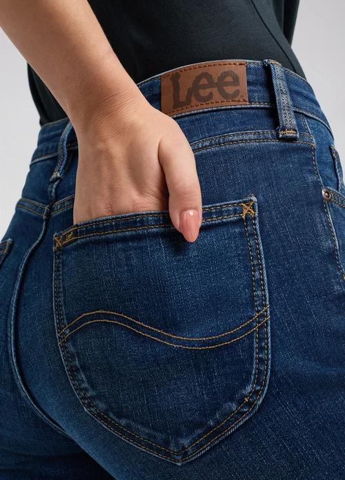 Lee Marion Straight A Dark Turn