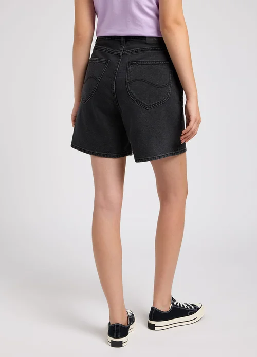 Lee Stella Short Edge Of Black