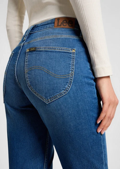 Lee Marion Straight Mid Switch