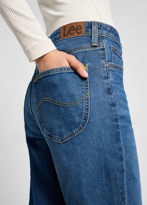 Lee Carol Mid Stream