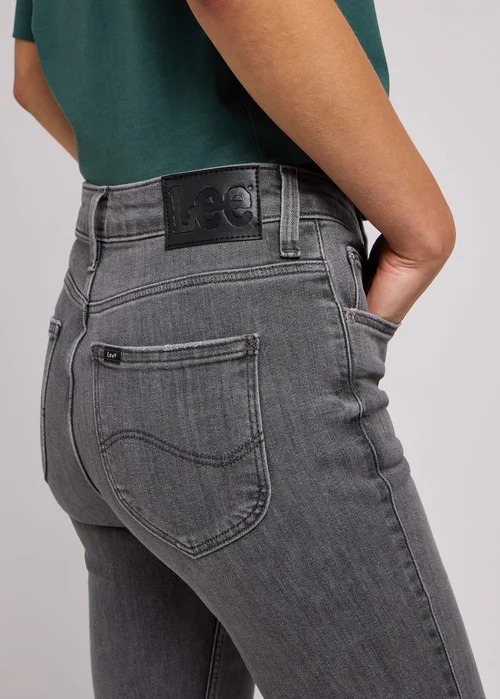 Lee Breese Ash Stone