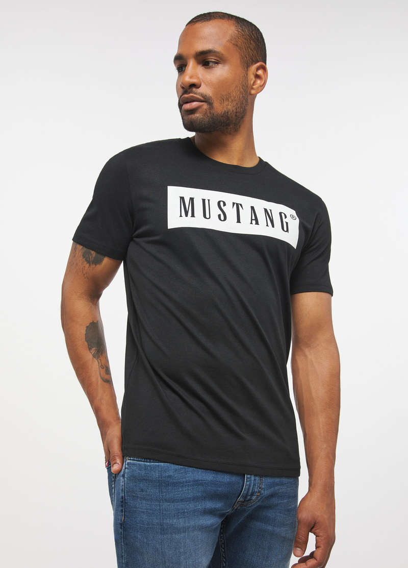 Mustang Alex C Logo Tee Black - 1013223-4142