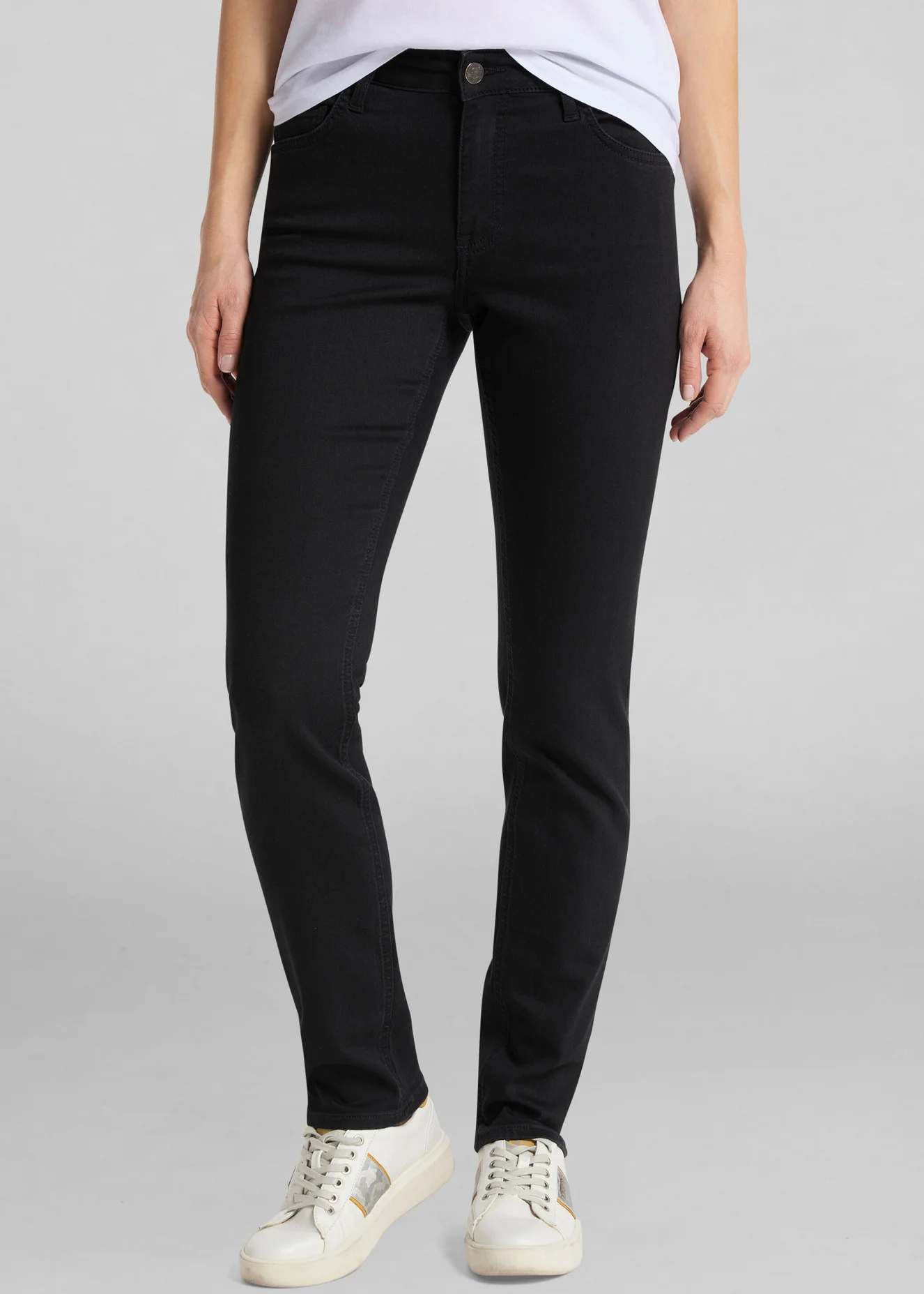 Mustang Rebecca 490 Black