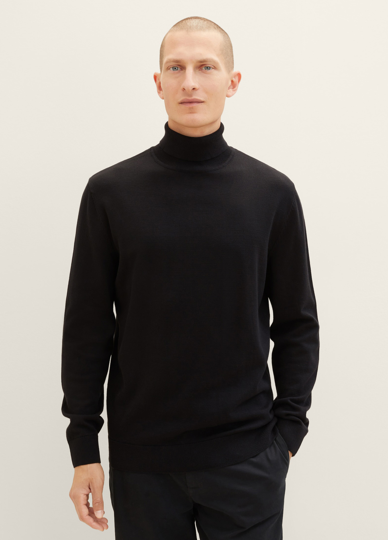 Tom Tailor Basic Knitted Sweater With A Turtleneck Black - 1038202-29999