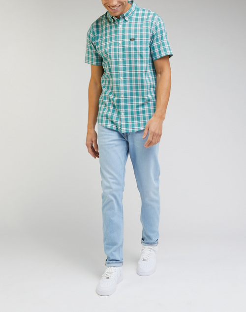 Lee Short Sleeve Button Down Monaco - L886BKDO